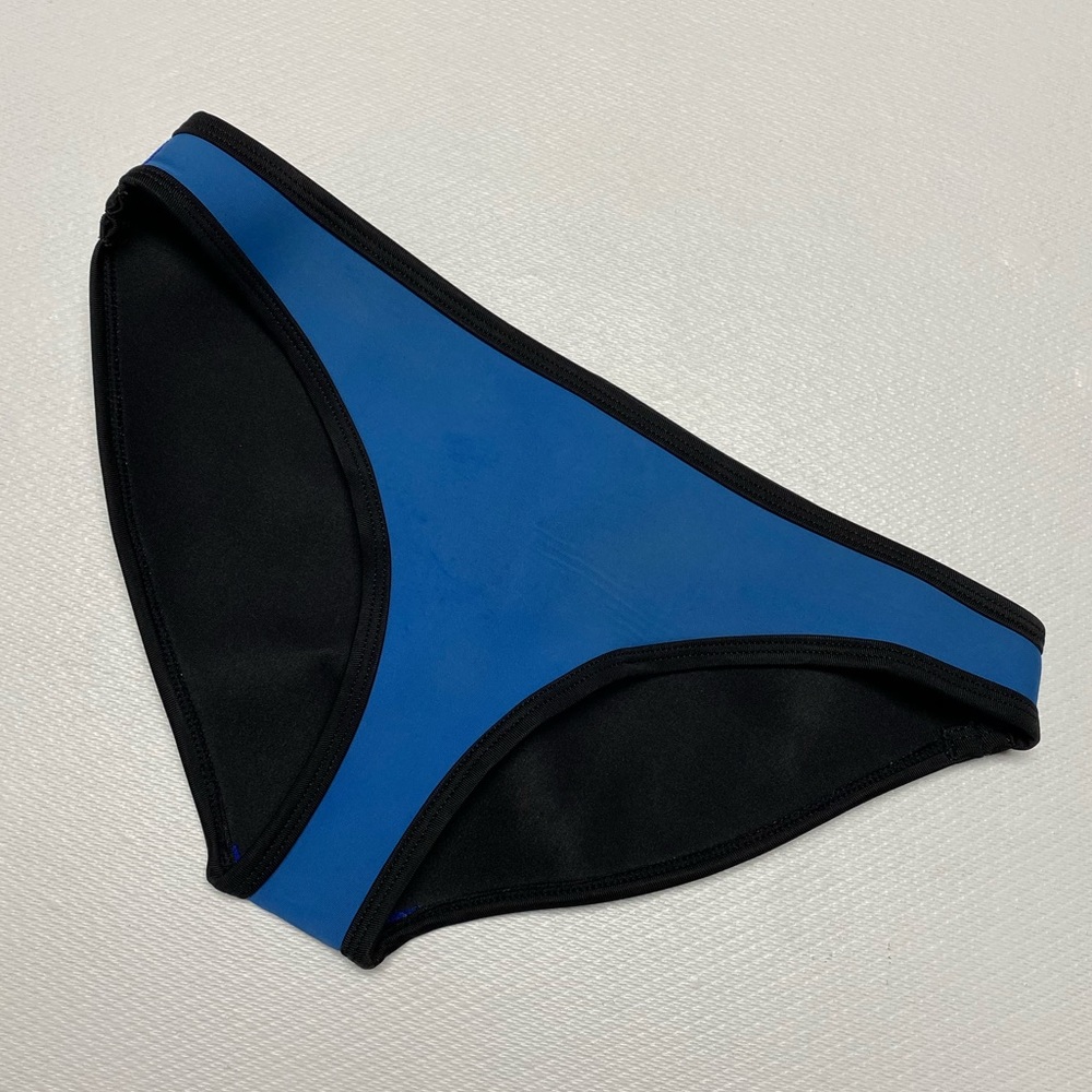 Triangl Bikini Bottoms Blue/Black Size Small GUC